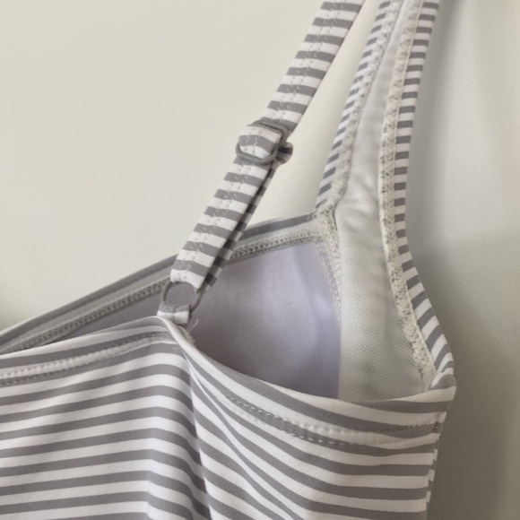 Nip Tuck Sorrento Stripe Joanne One-Piece Swim Suit Silver-Grey & White size 10 - Picture 8 of 16